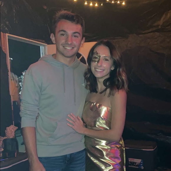 Meet your Posher, Riley - Picture 1 of 1